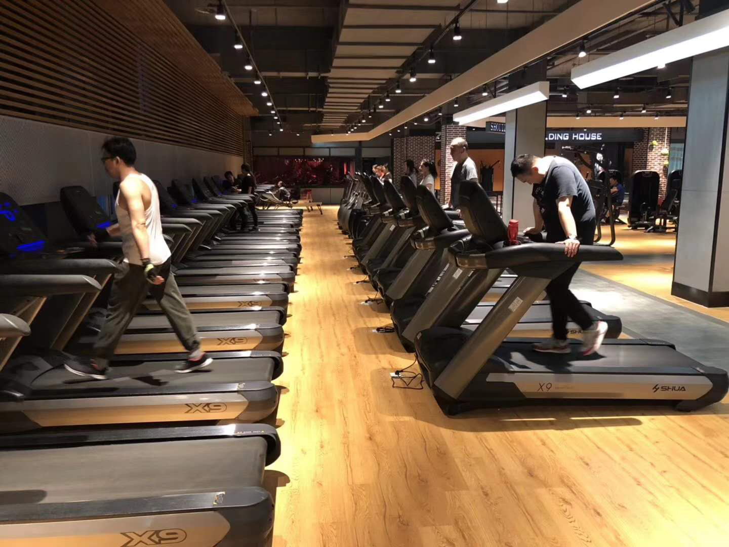 KY.COM-开云(中国)智能健身器材